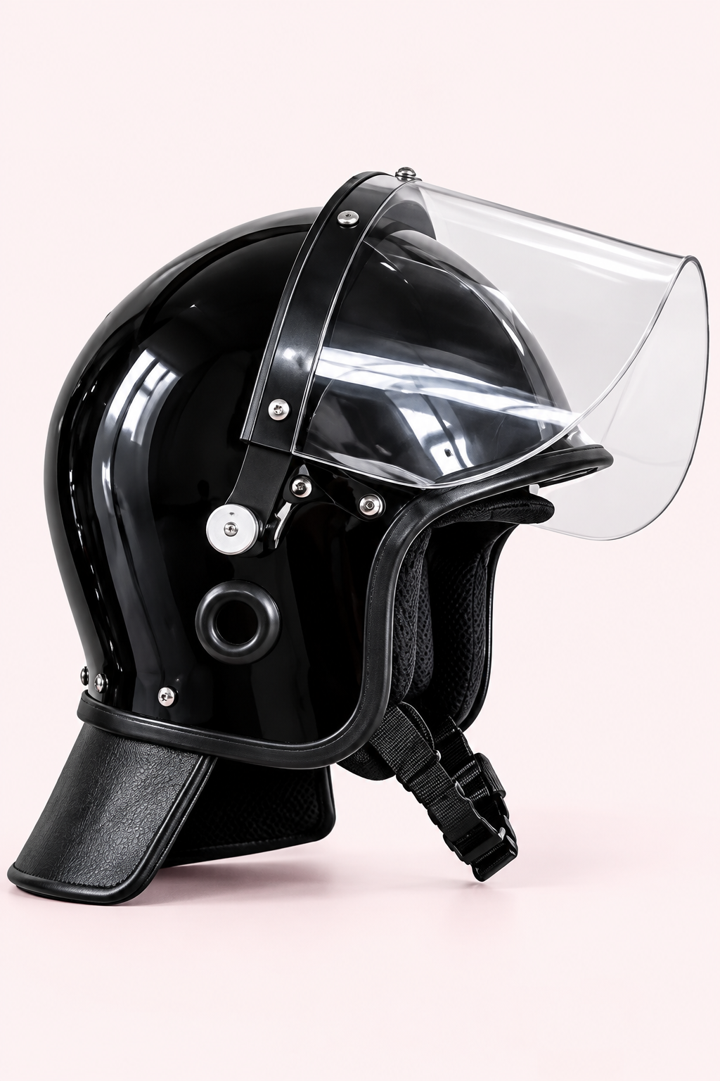 RIOT HELMET1